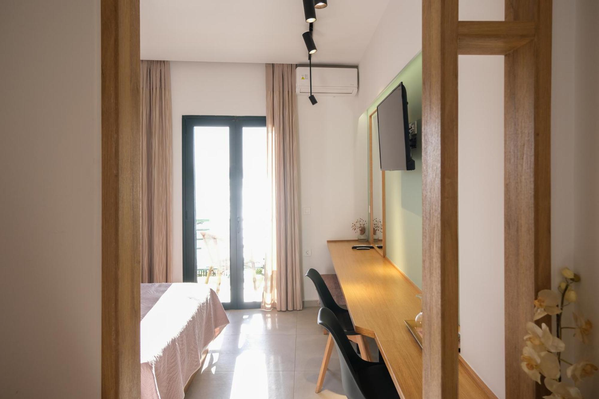 Arocaria Apartments Chrissi Akti Chania Exterior foto